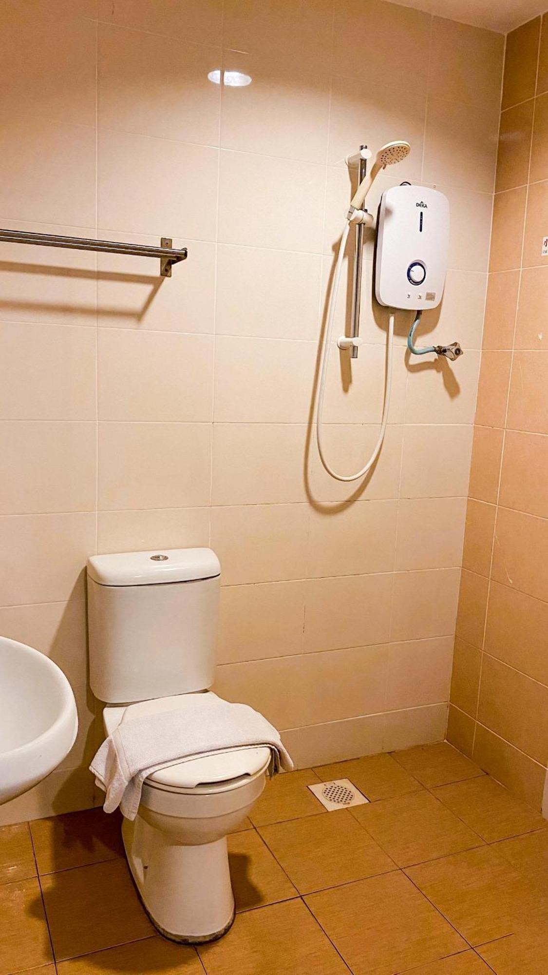Hotel Queenspark Lovita Malacca